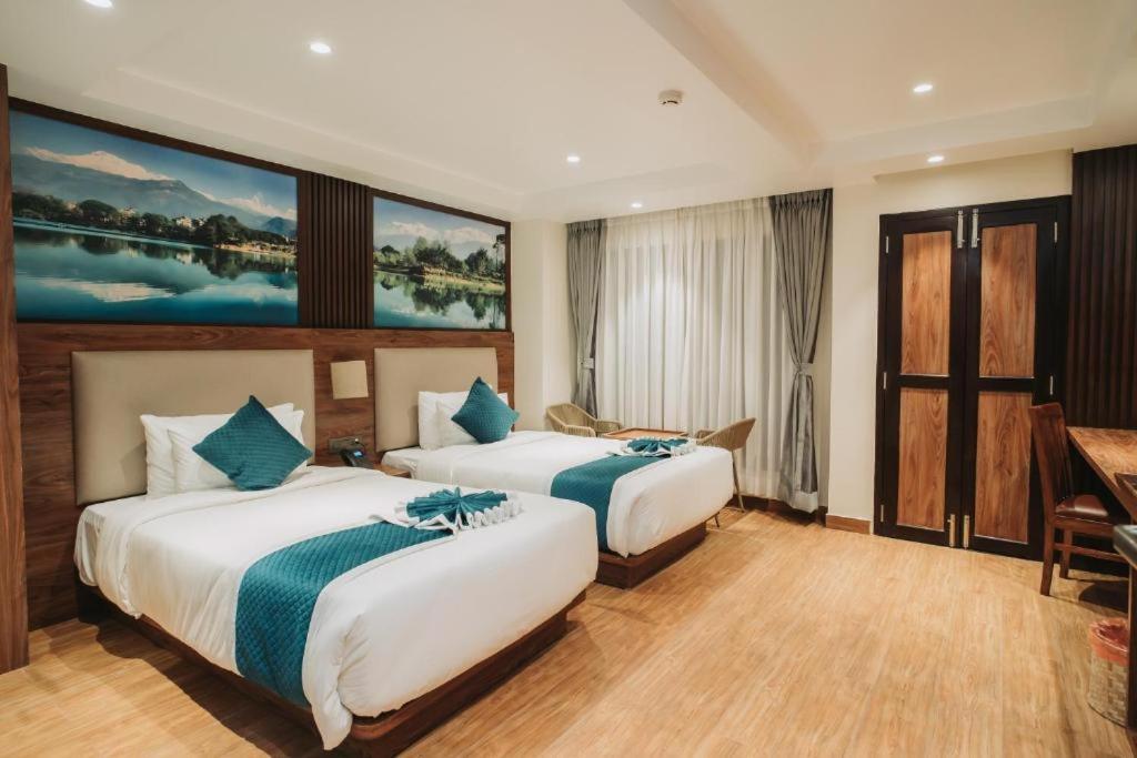 Tu Casa Near Delhi Airport 4*